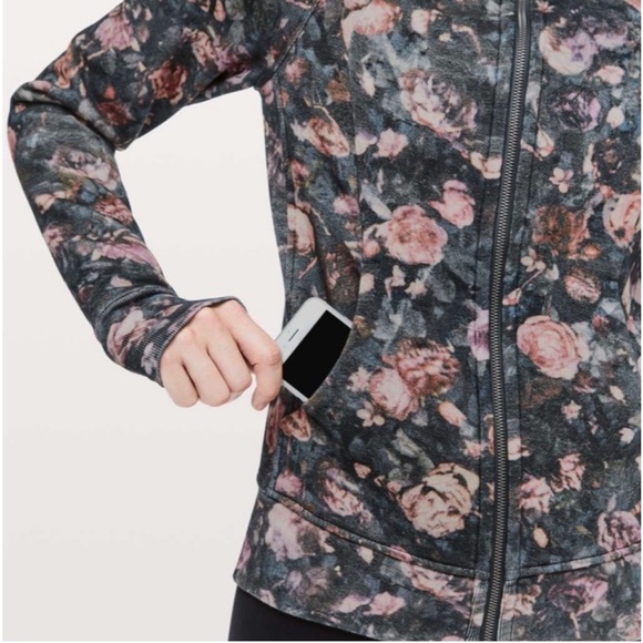 Lululemon Scuba Hoodie Light Cotton Fleece Frosted Rose Multi Size 8 - Picture 5 of 9